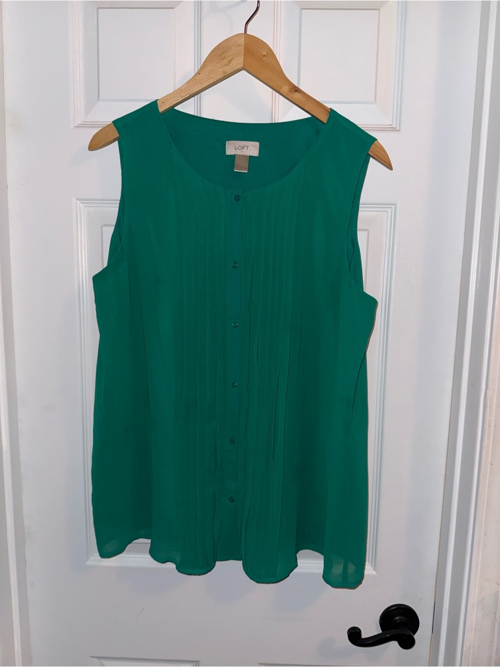 LOFT Sleeveless Teal Pintuck Button Front Camisole